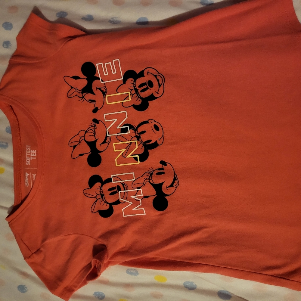 Disney Minnie Mouse size 5 Melon color. Good condition smoke free